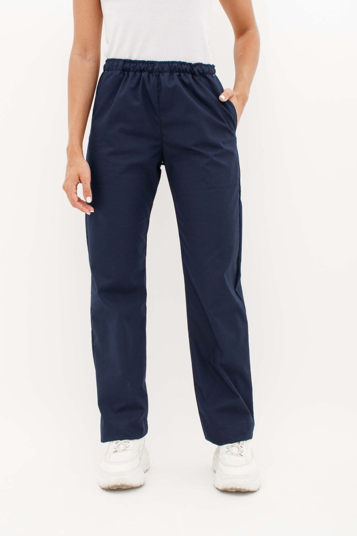 IMG_5490 Pantalon Unisex Essentials Marino GRAFIL