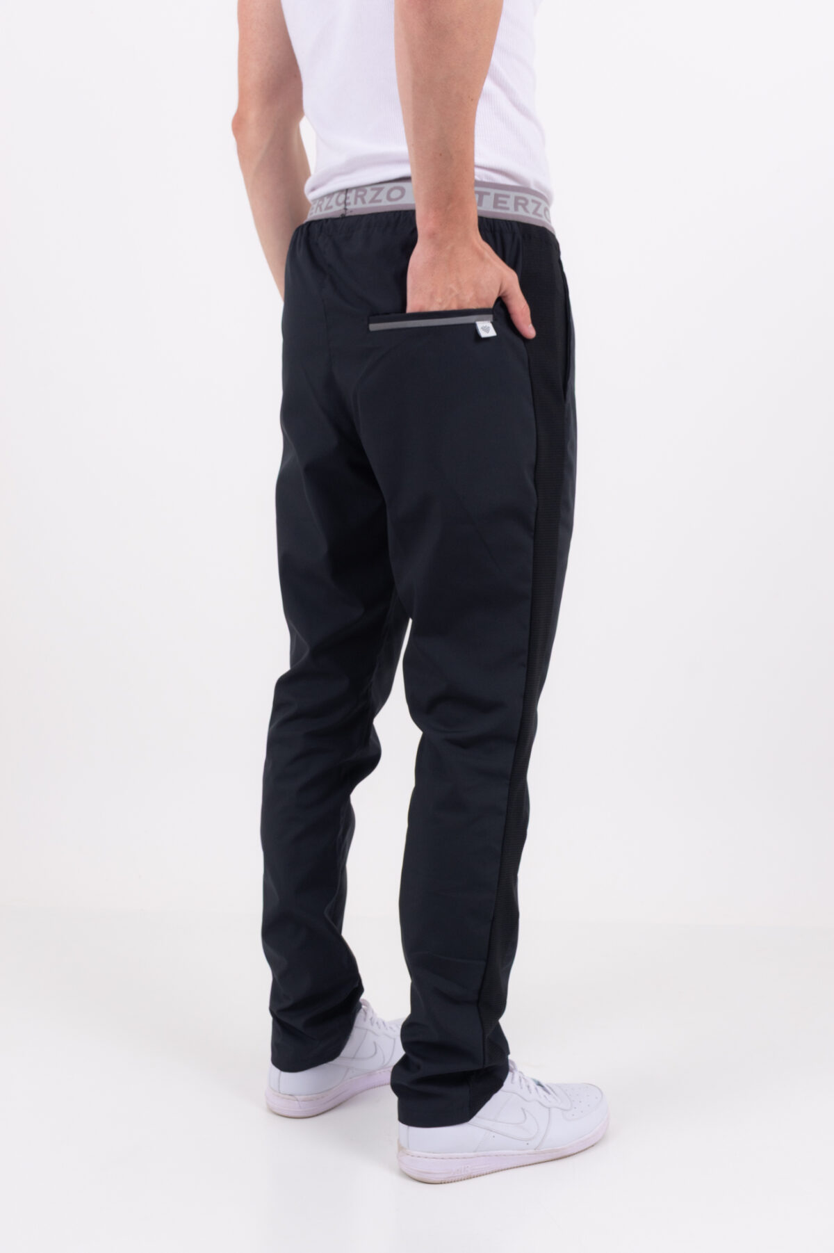 Pantalon Unisex Brand Comfy Negro ARCIEL con MICROPERFORADO SPANDEX - Image 10
