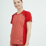 Chaquetilla Mujer Comfy Rojo ARCIEL con MICROPERFORADO SPANDEX