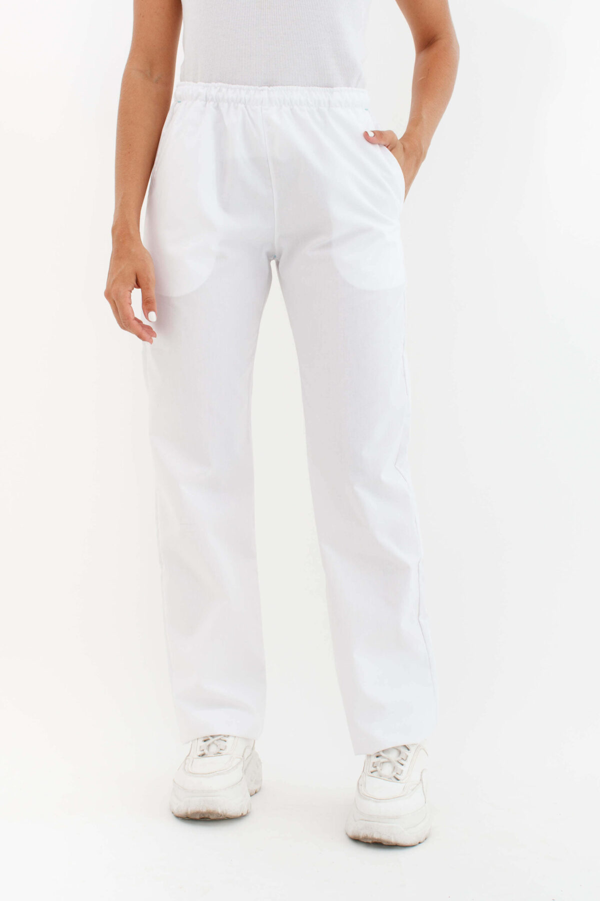 IMG_5448 Pantalon Unisex Essentials Blanco GRAFIL - Image 1